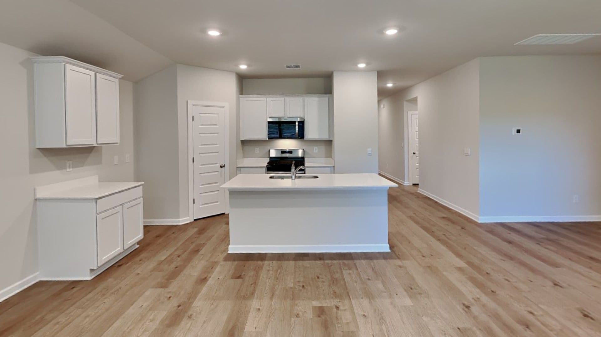 Piedmont House: 16304 Cherokee Trail