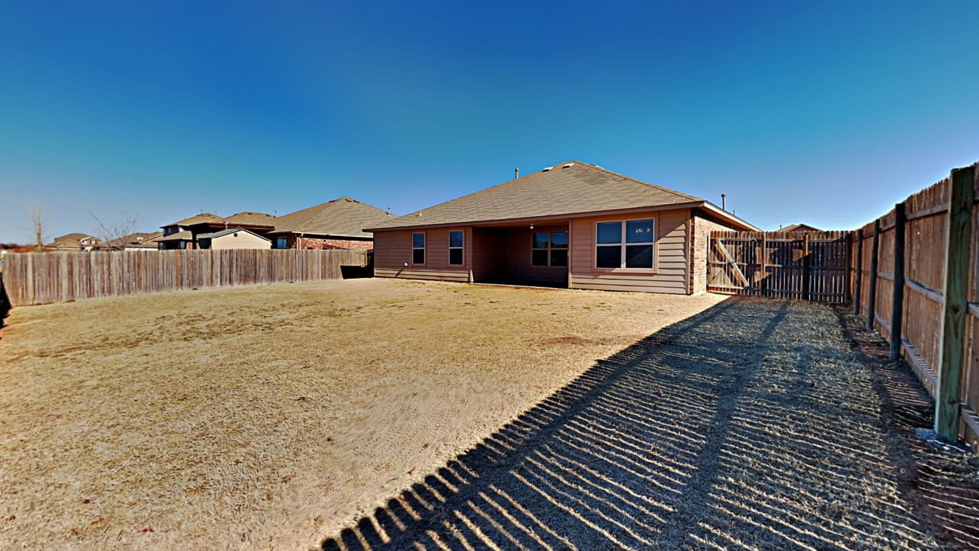 Yukon House: 2501 Ressie Lane