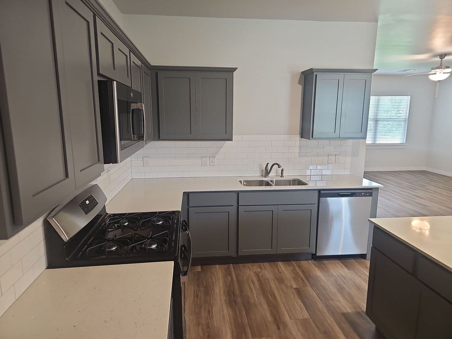 Guthrie House: 11751 Sweeping Lane