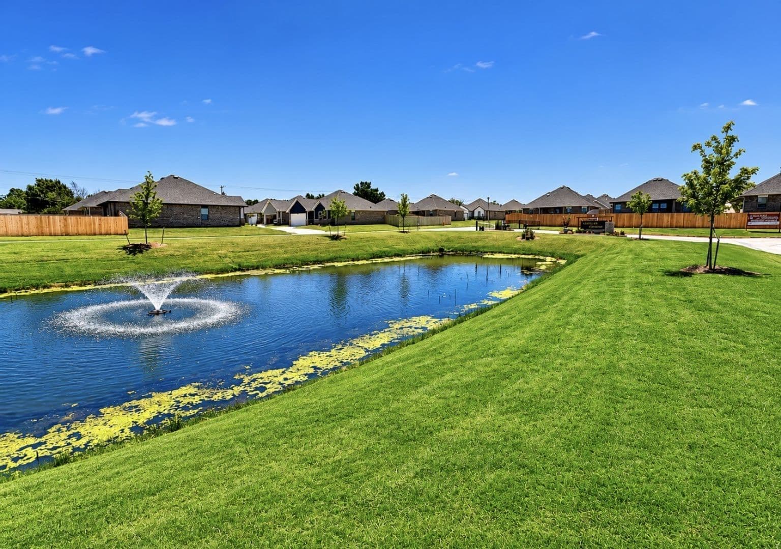Warr Acres House: 6800 Labelle Drive