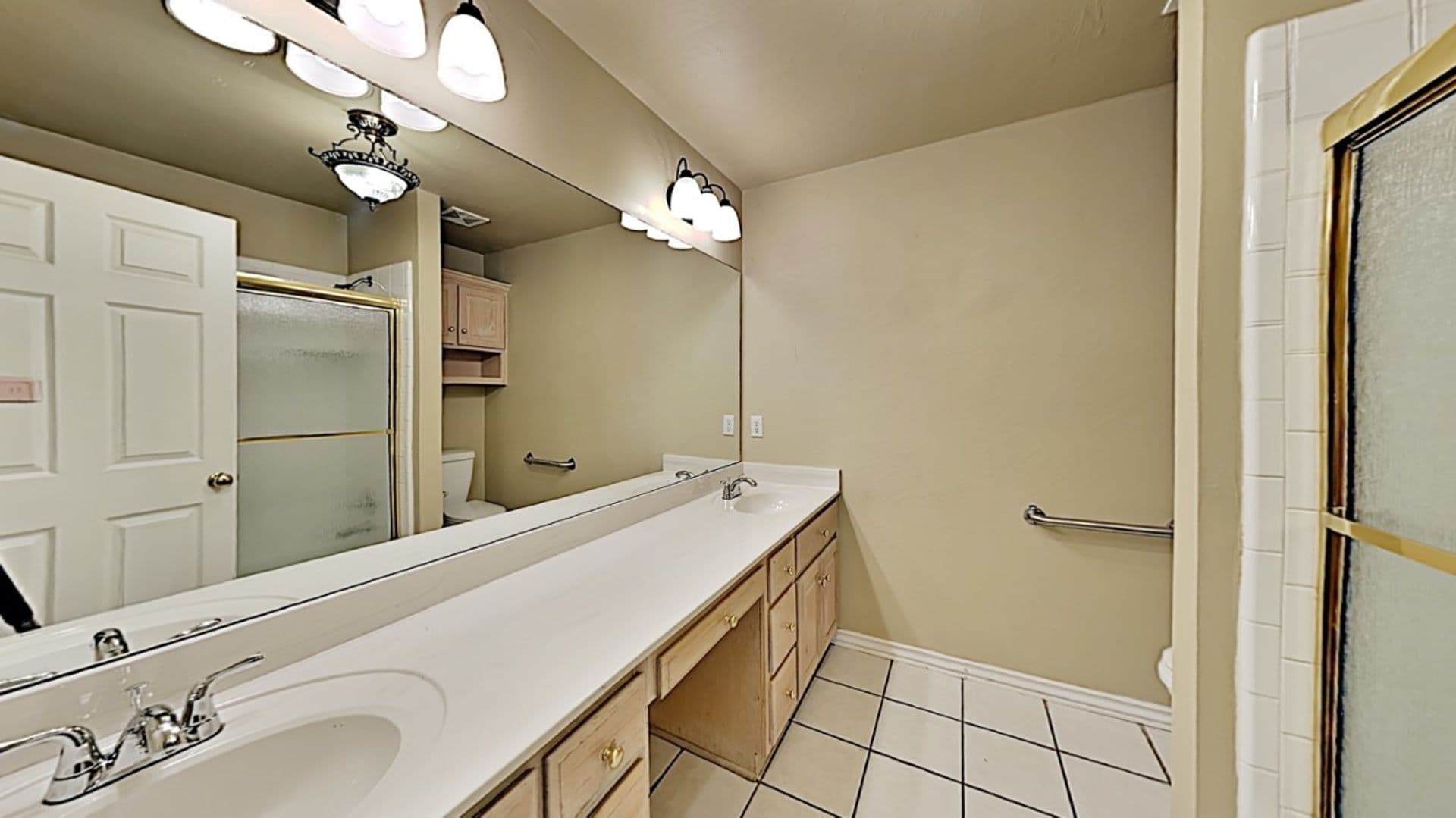 Oklahoma City House: 6808 Sandlewood Drive