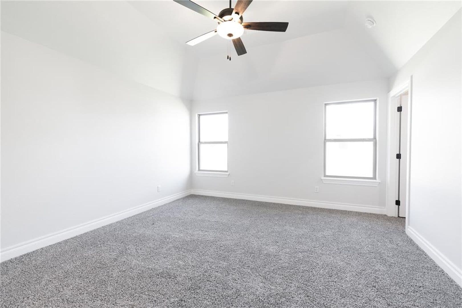 Edmond House: 5608 Rose Prairie Boulevard