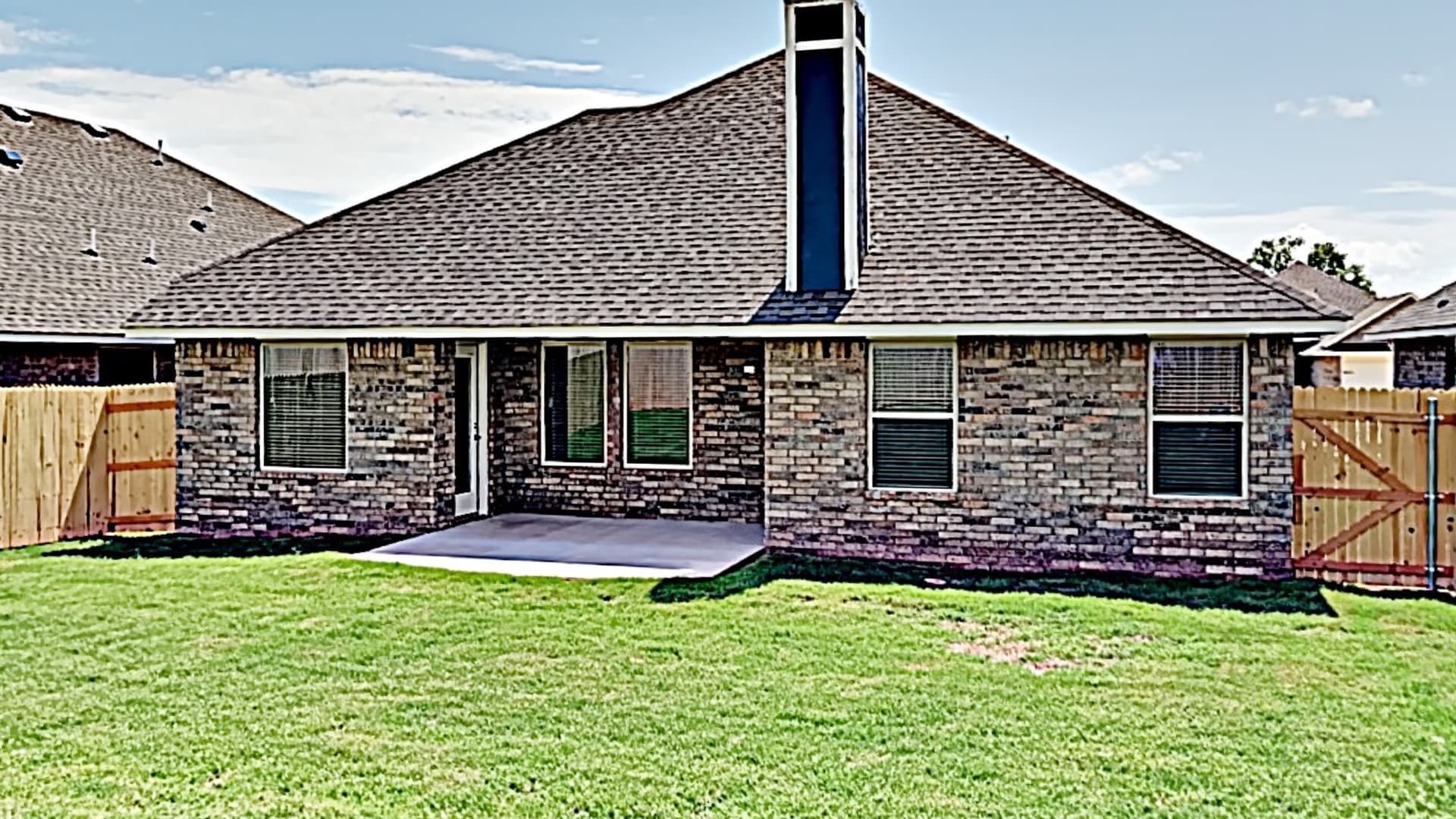 Edmond House: 3325 NW 158th Terrace