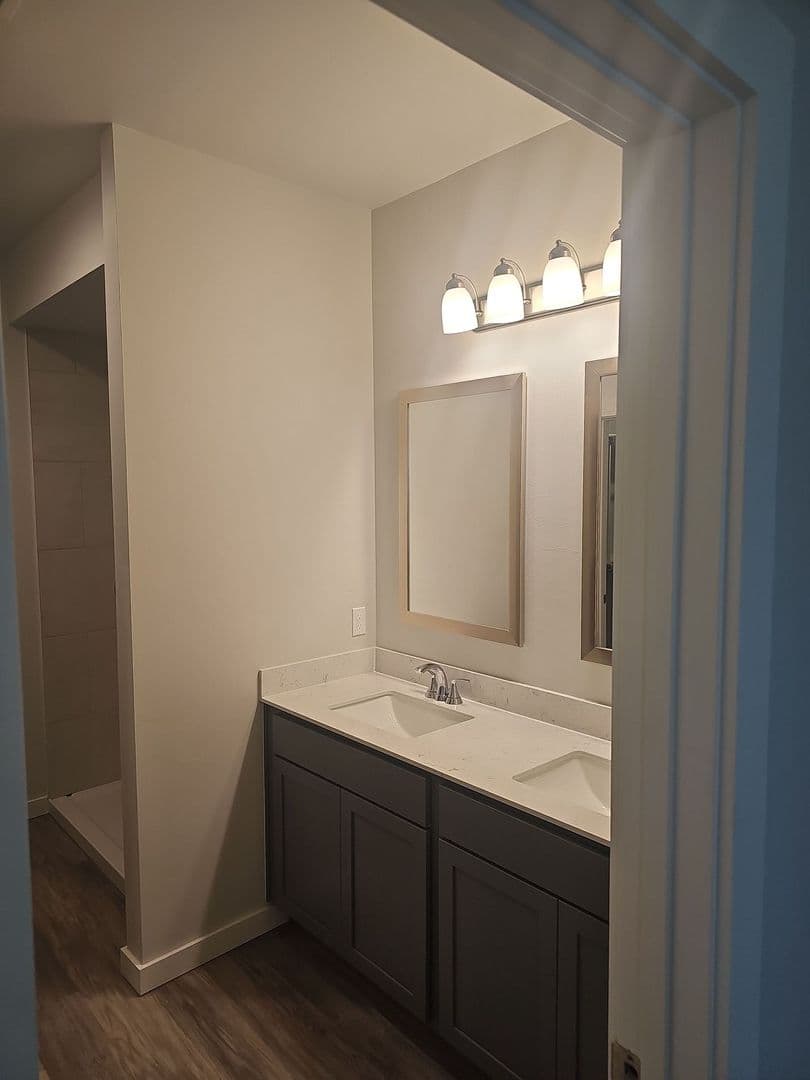 Guthrie House: 11751 Sweeping Lane