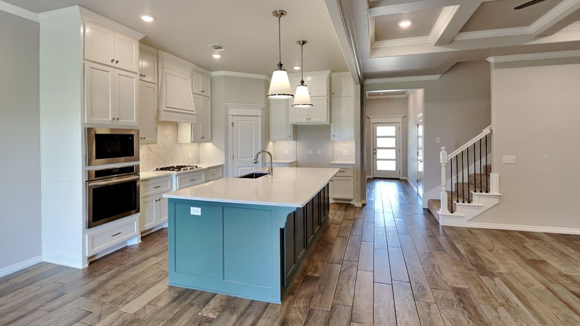 Edmond House: 18801 Grove Parkway