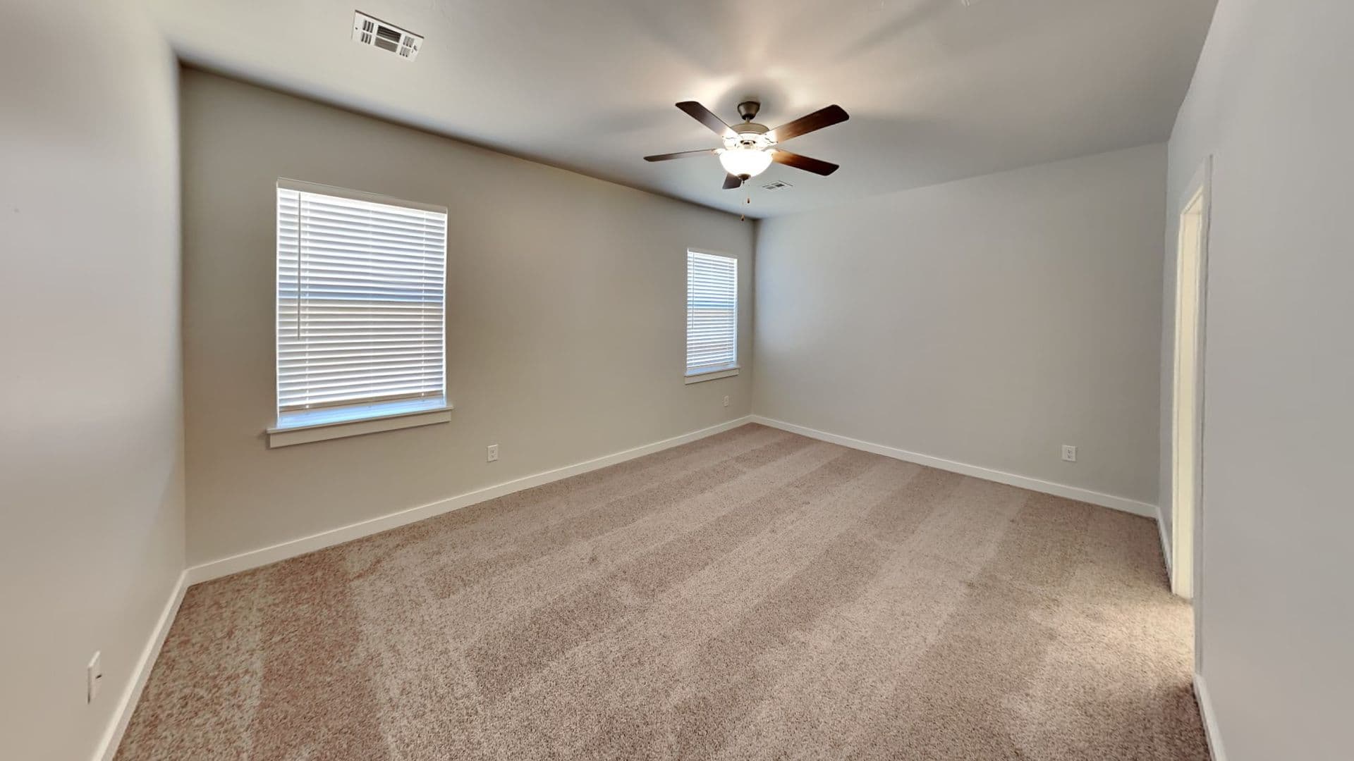 Newalla House: 17630 Blackhawk Court