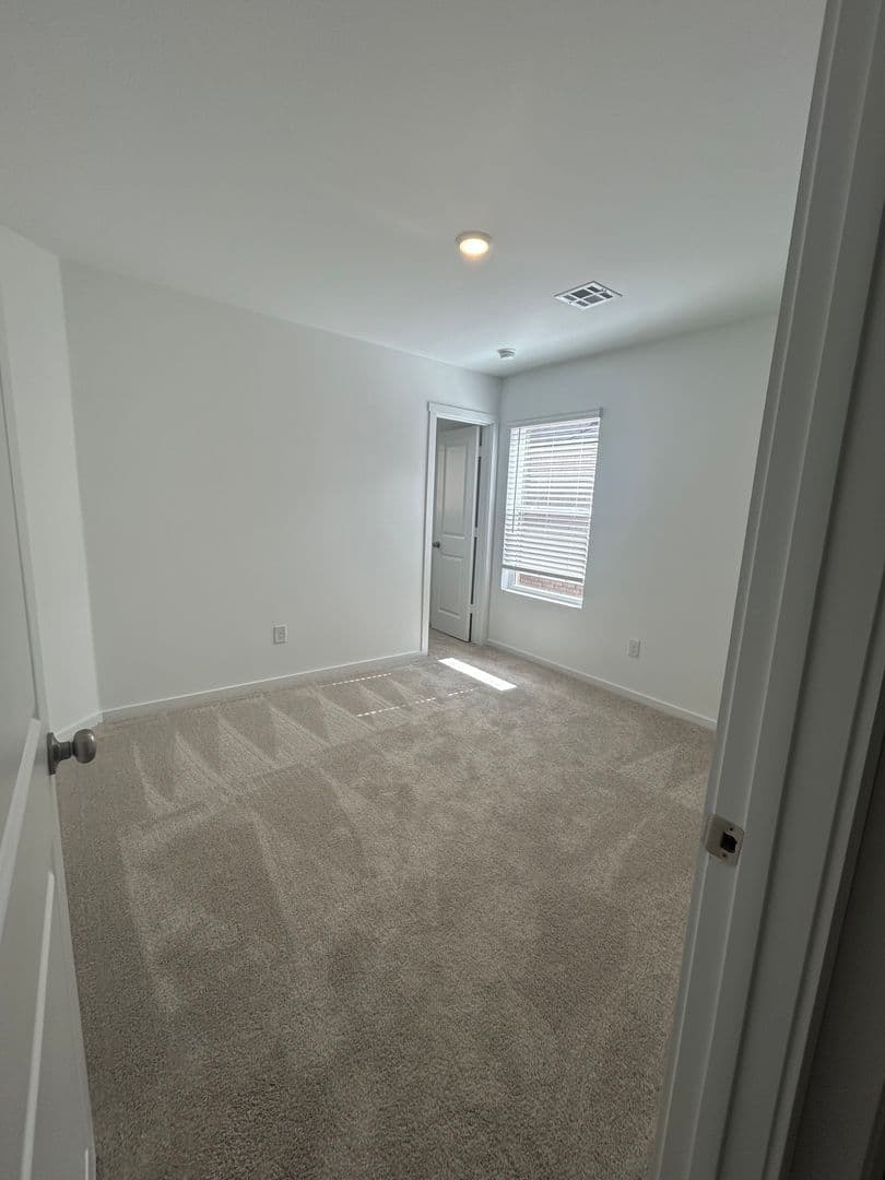 Edmond House: 20501 Velvet Street