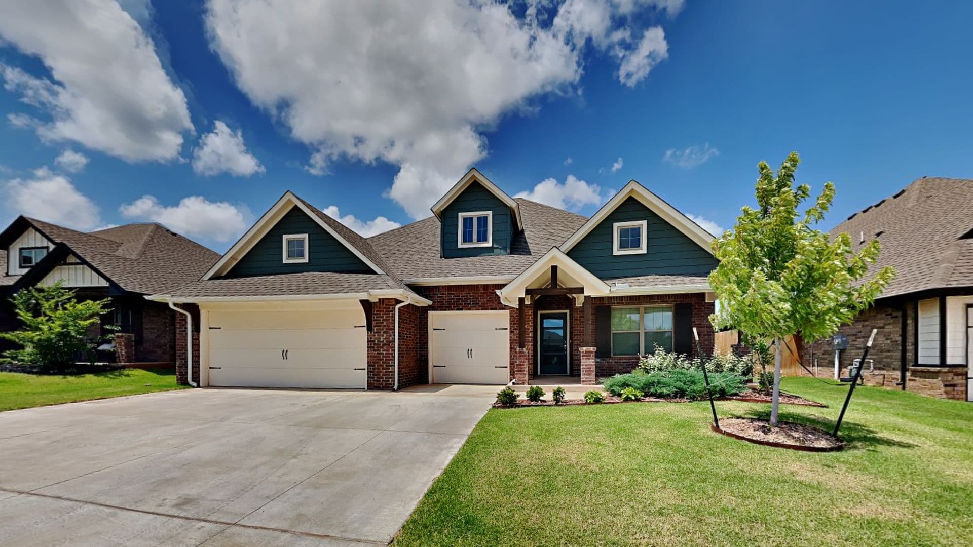 Edmond House: 18801 Grove Parkway