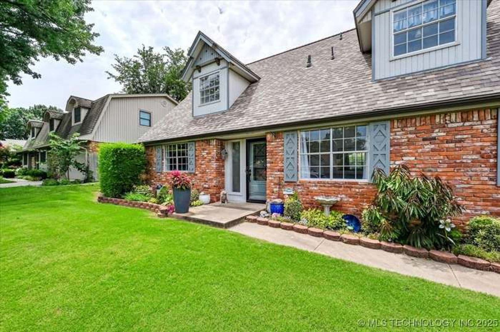 Tulsa House: 6310 S 72nd Pl E.