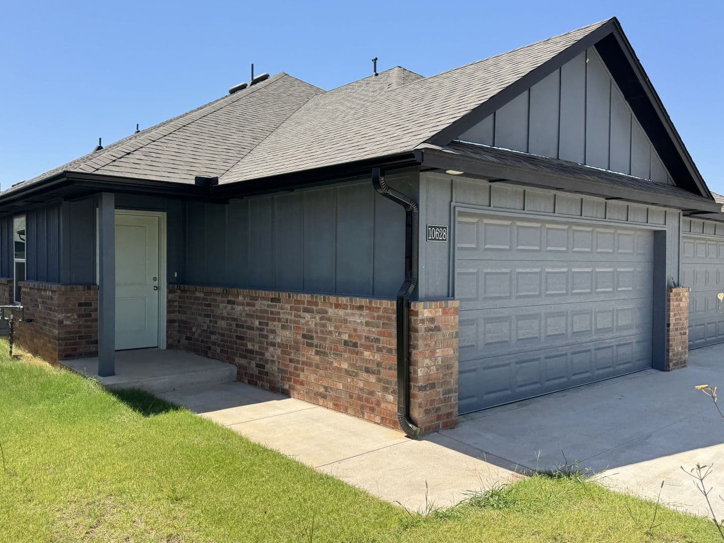 Yukon House: 10628 SW 16th Terrace