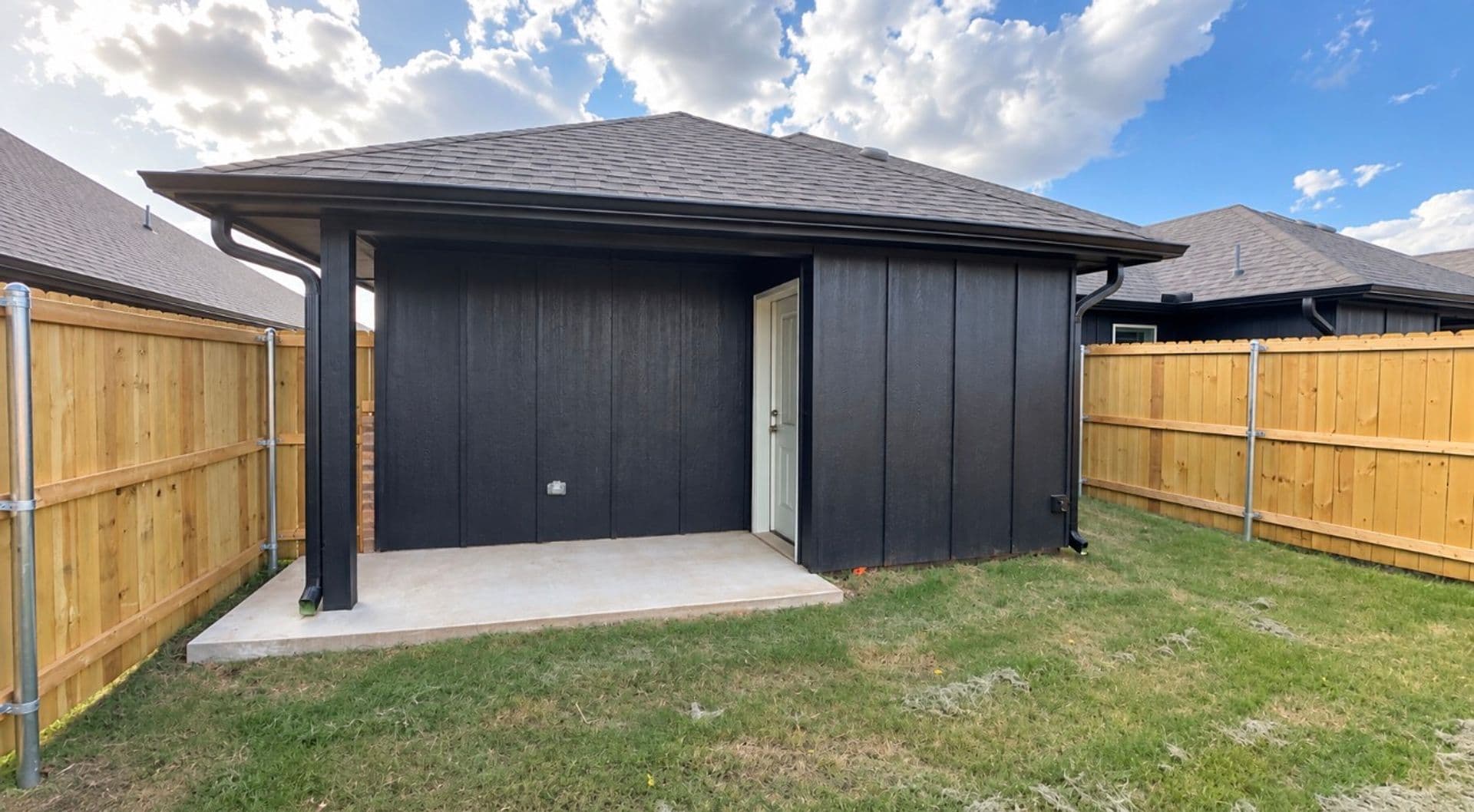 Oklahoma City House: 9114 McLendon Court