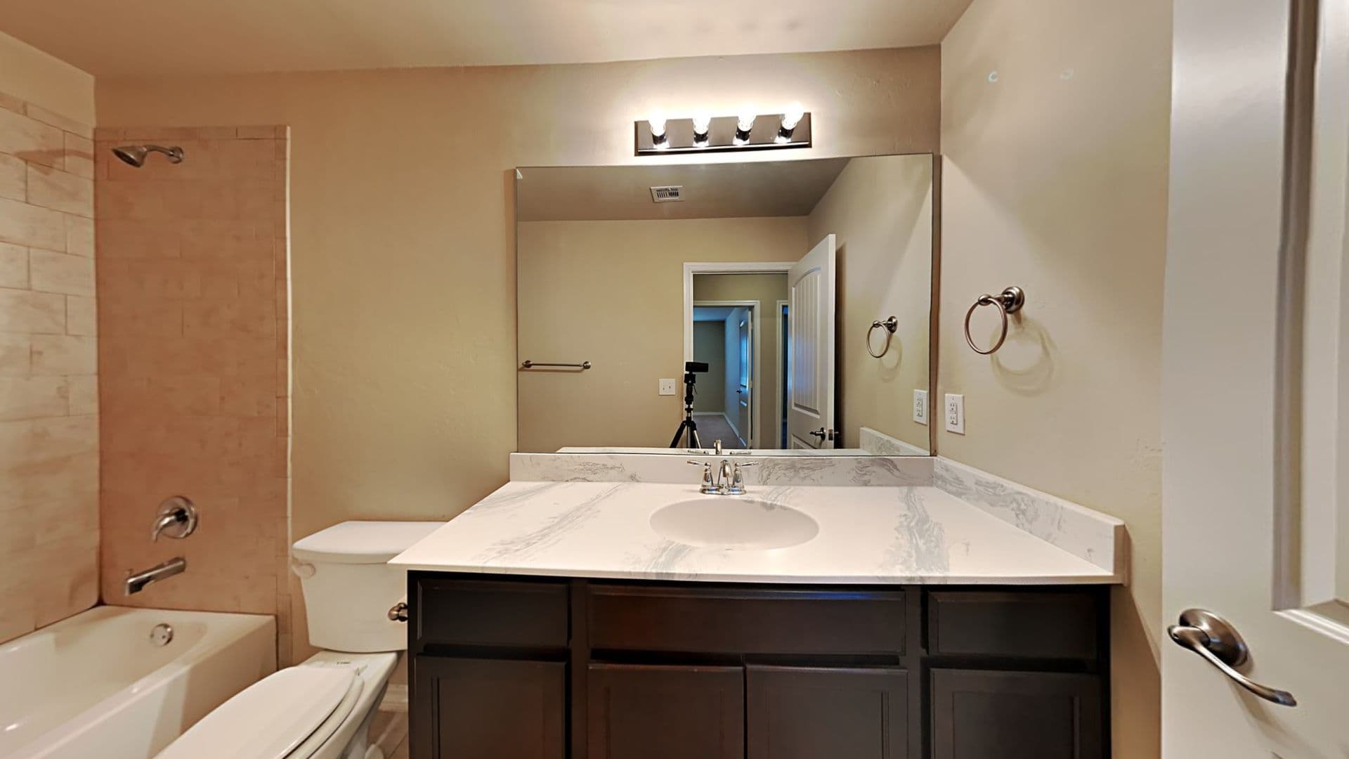 Yukon House: 2501 Ressie Lane