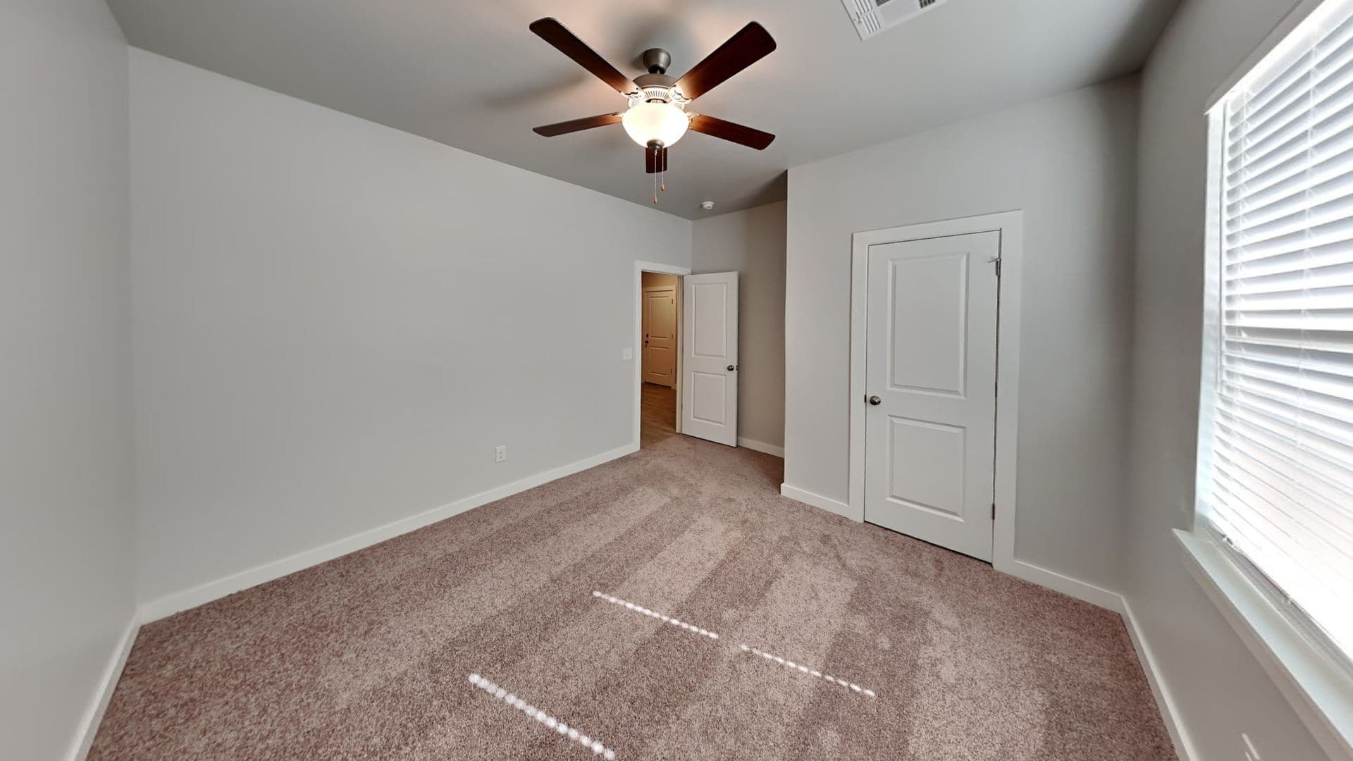 Newalla House: 17421 Lantana Loop