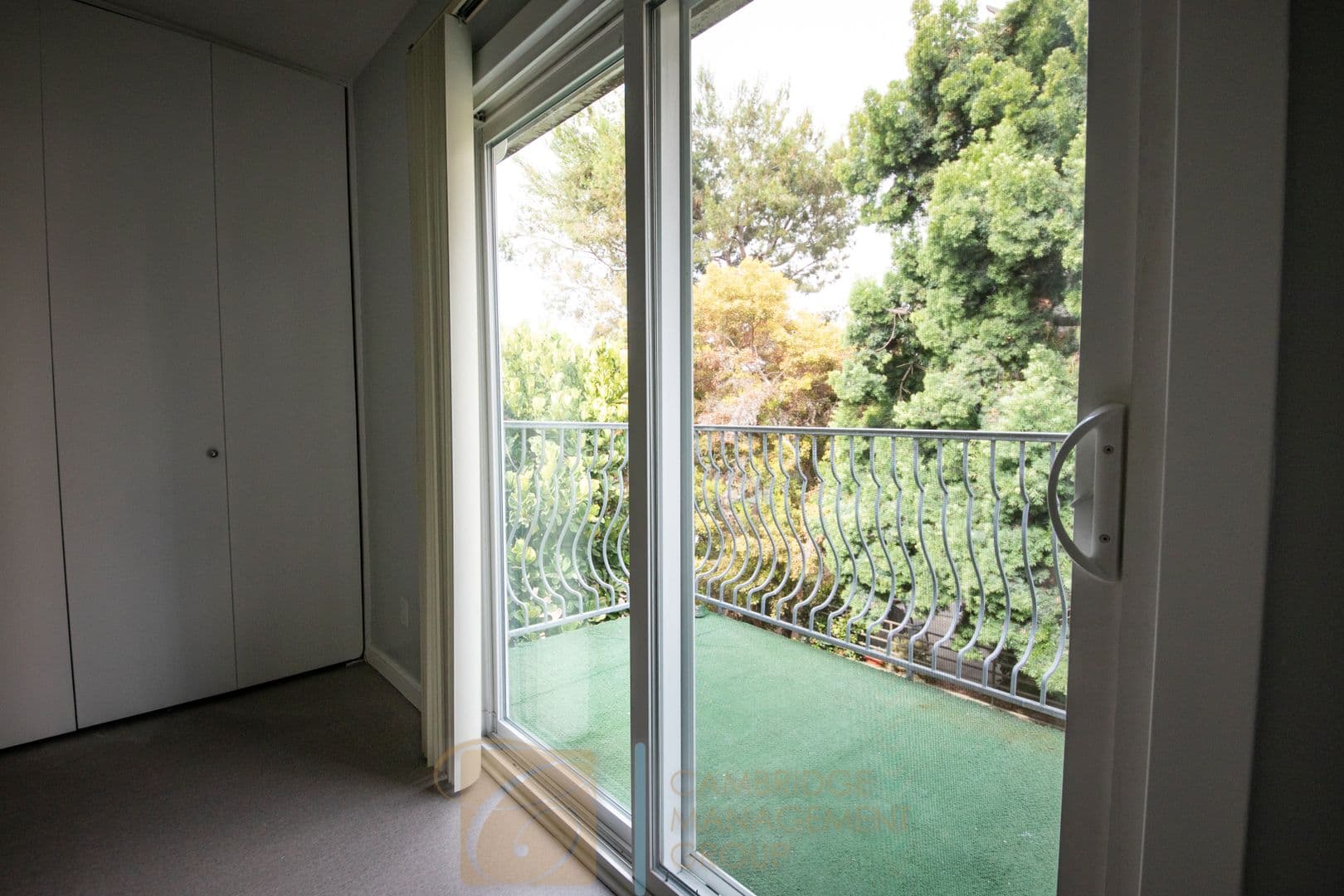 San Diego Apartment: 3730 Goldfinch St