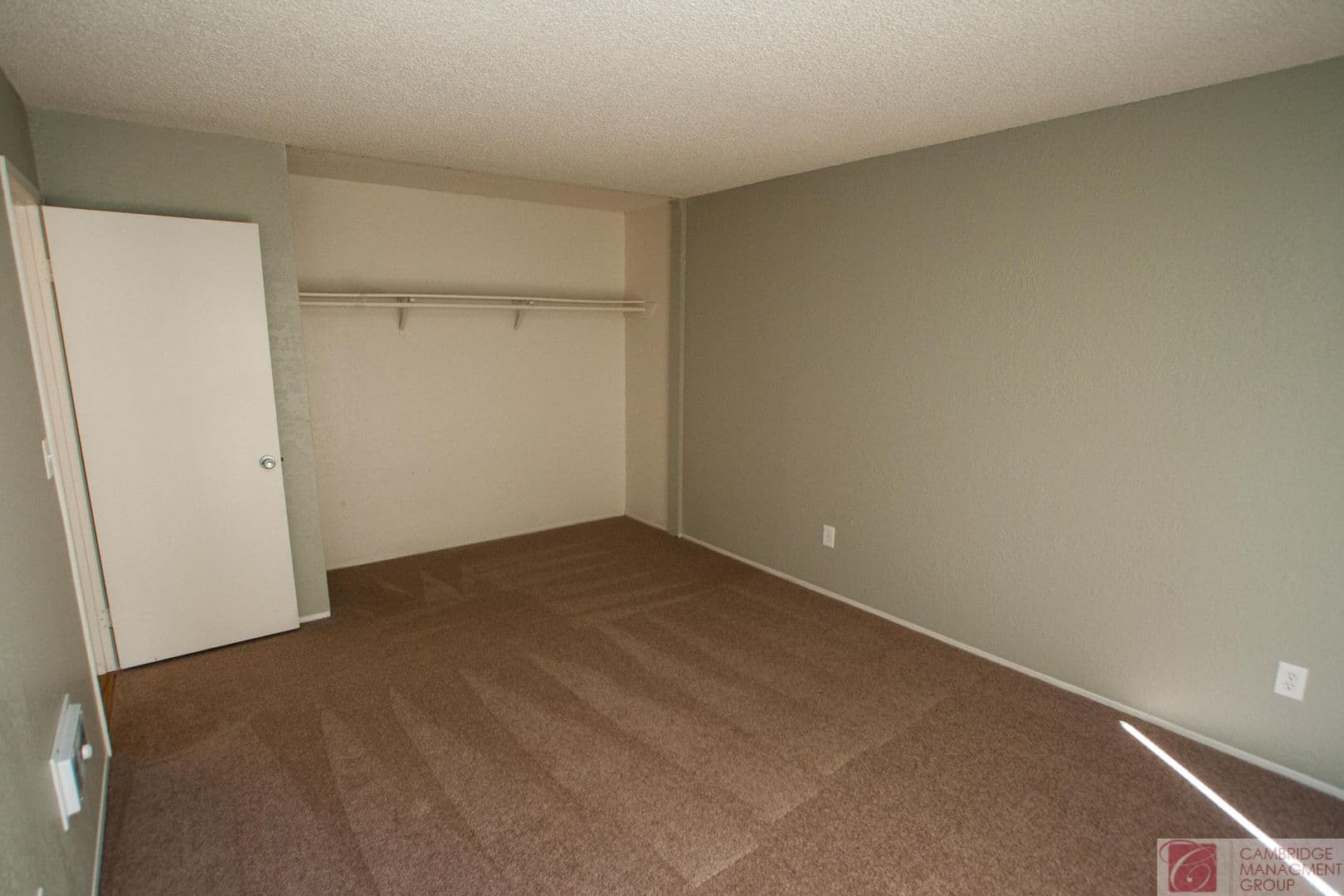 El Cajon Apartment: 1371 E Lexington Ave