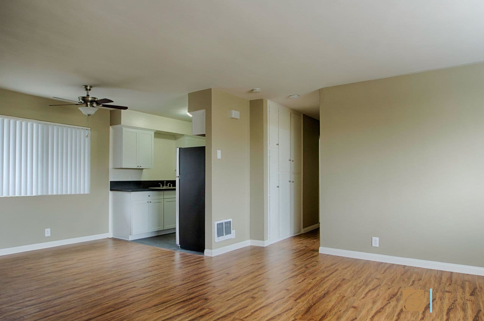 El Cajon Apartment: 1371 E Lexington Ave