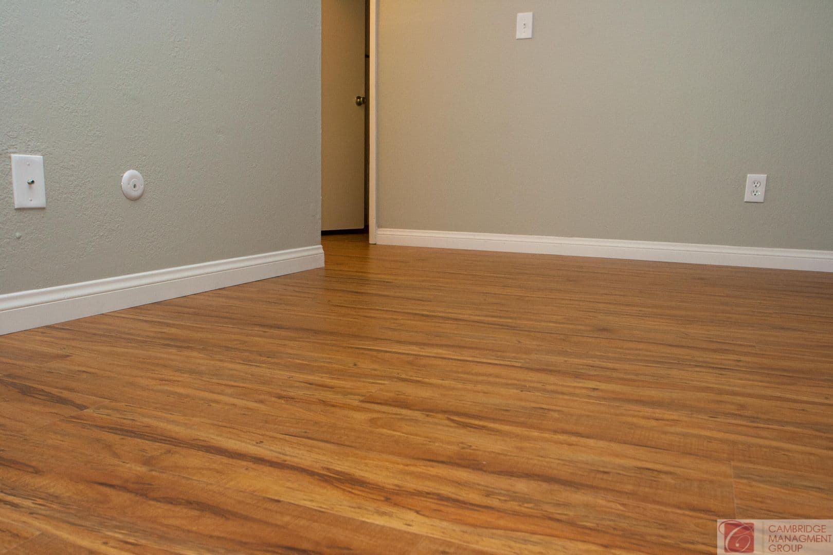 El Cajon Apartment: 1371 E Lexington Ave