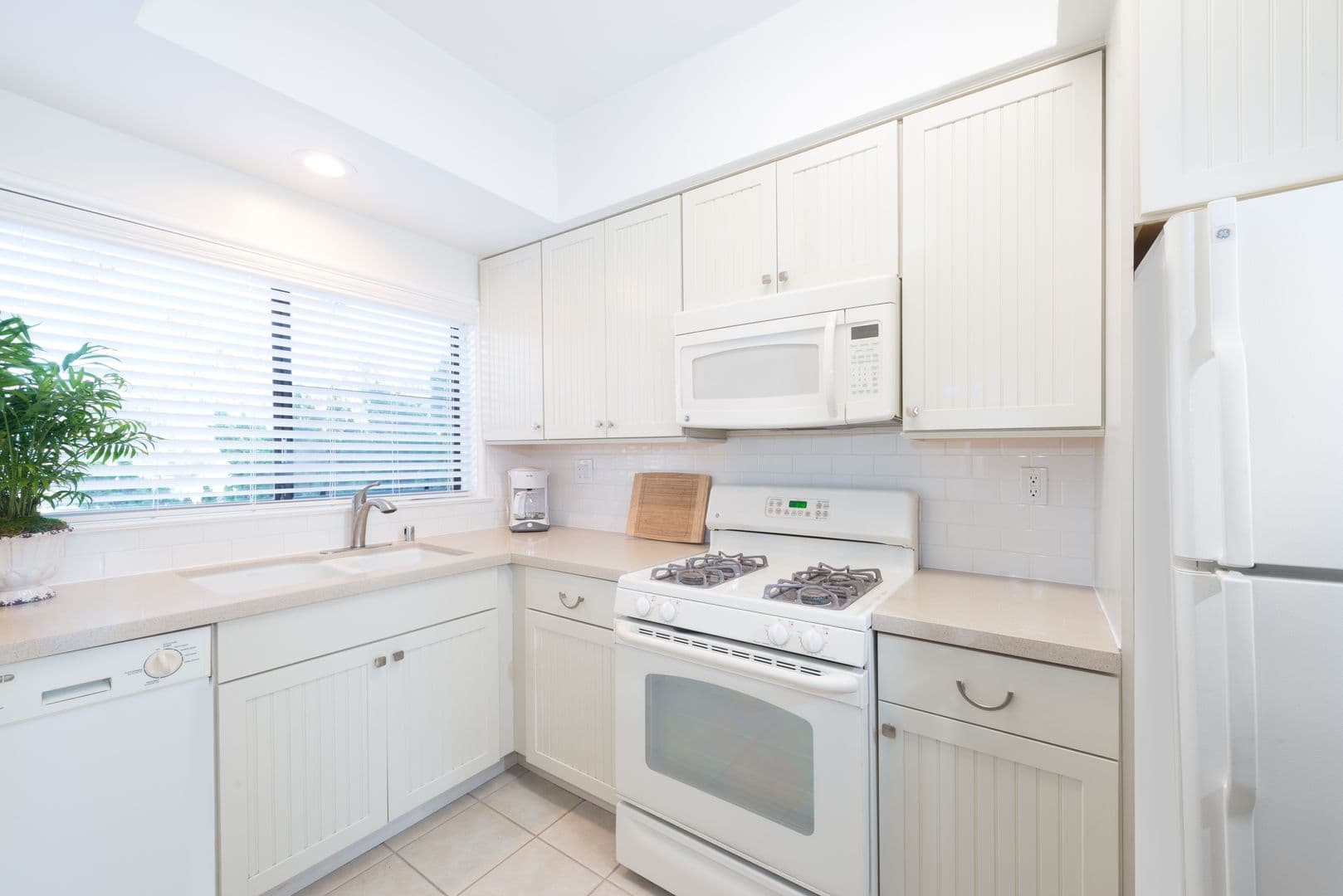 La Jolla Condo: 2000 Spindrift Drive