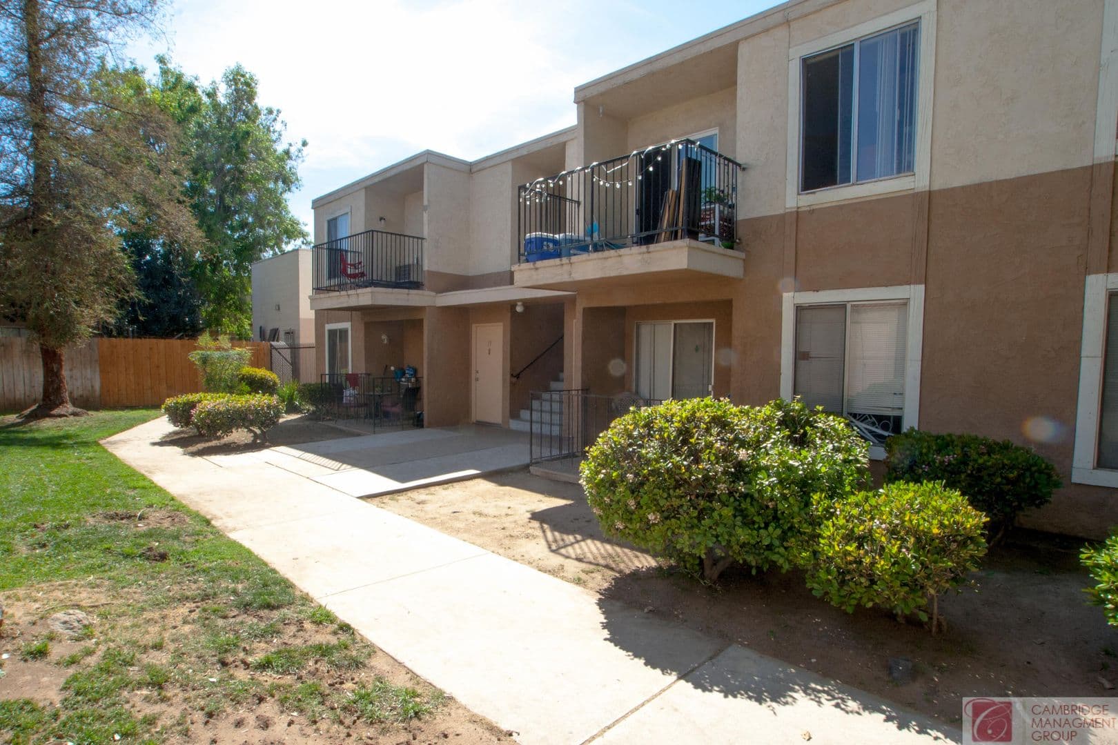 El Cajon Apartment: 1371 E Lexington Ave