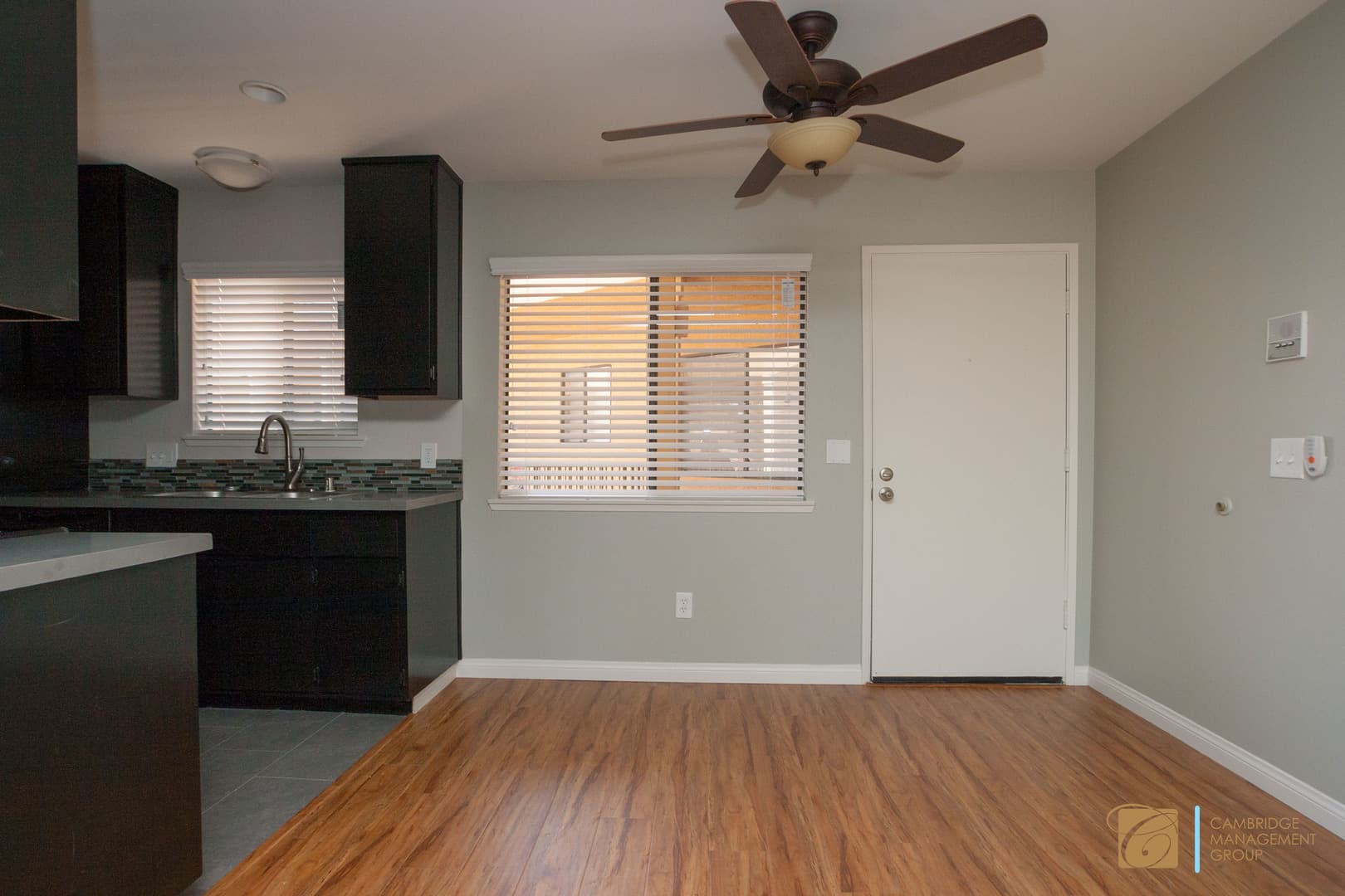 San Diego Apartment: 3989 Richmond St
