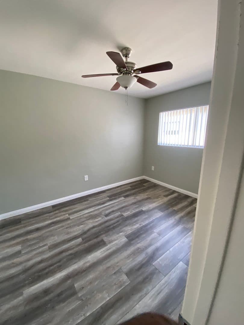 San Diego Apartment: 4140 Cleveland Ave