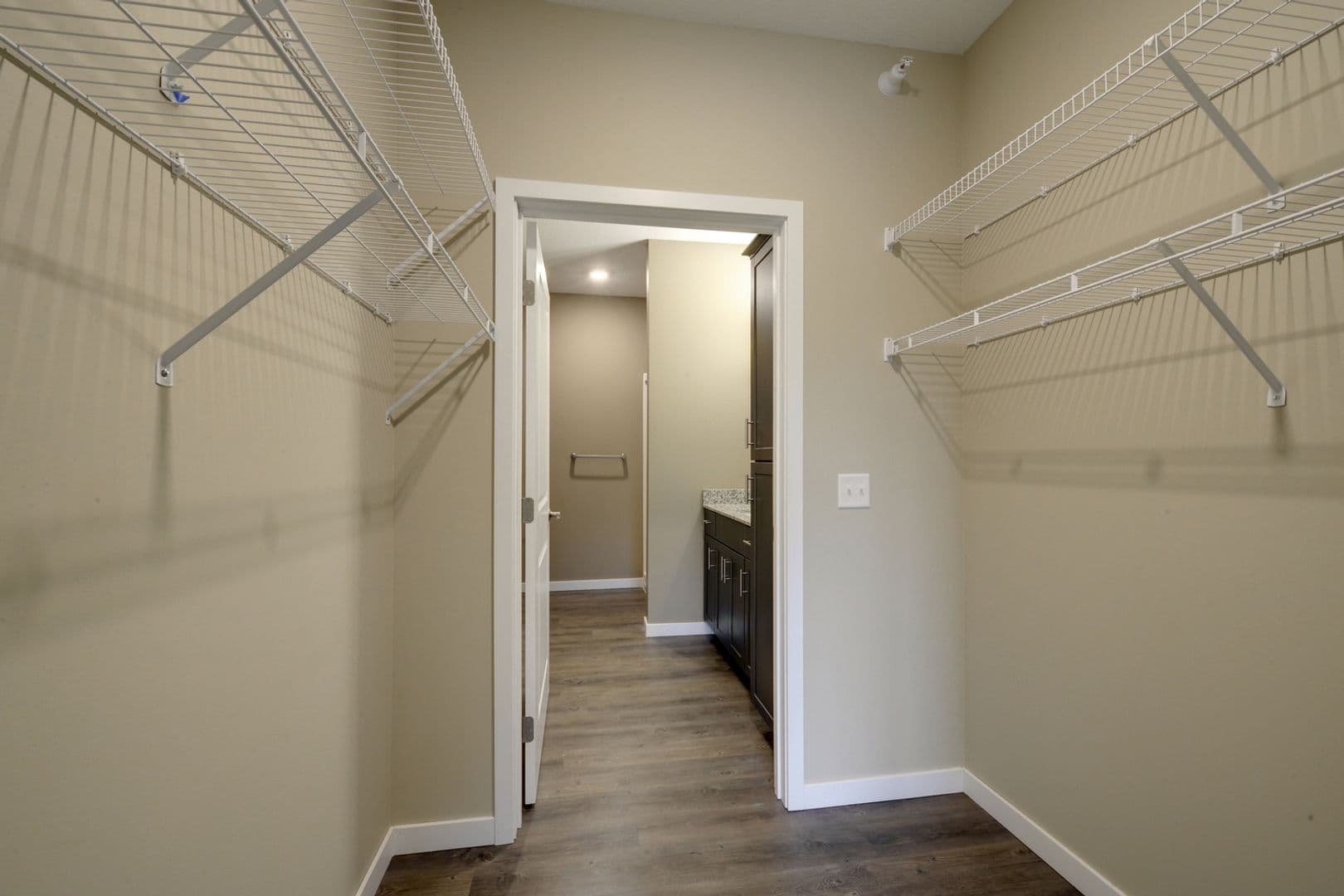 Mankato Apartment: 1050 Marsh Street