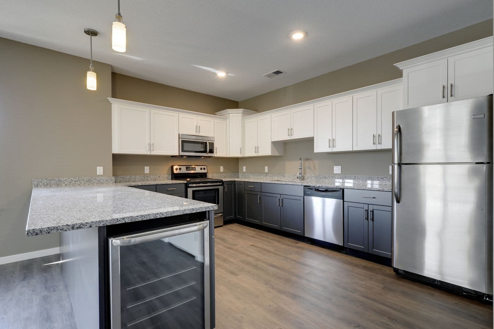 Mankato Apartment: 1050 Marsh Street