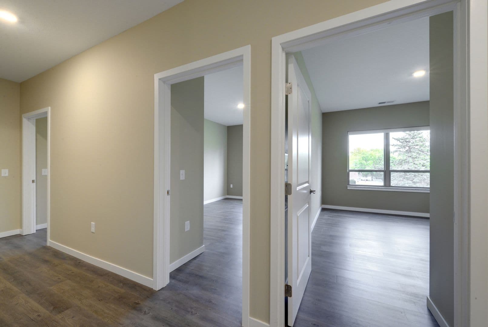 Mankato Apartment: 1050 Marsh Street