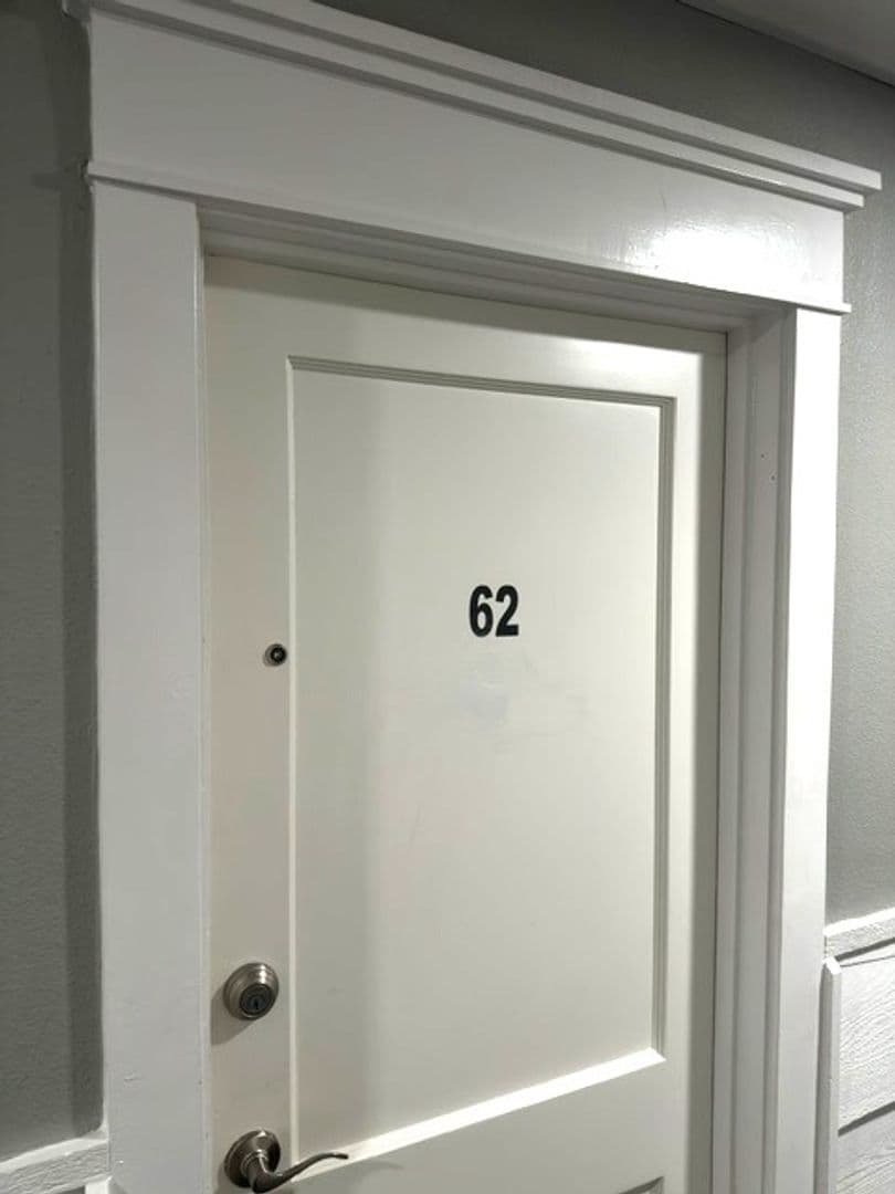 Sioux Falls Apartment: 337 N Phillips Ave