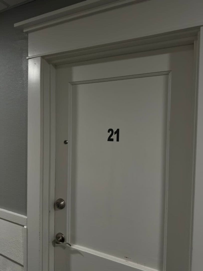 Sioux Falls Apartment: 337 N Phillips Ave