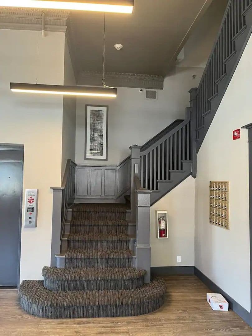 Sioux Falls Apartment: 337 N Phillips Ave