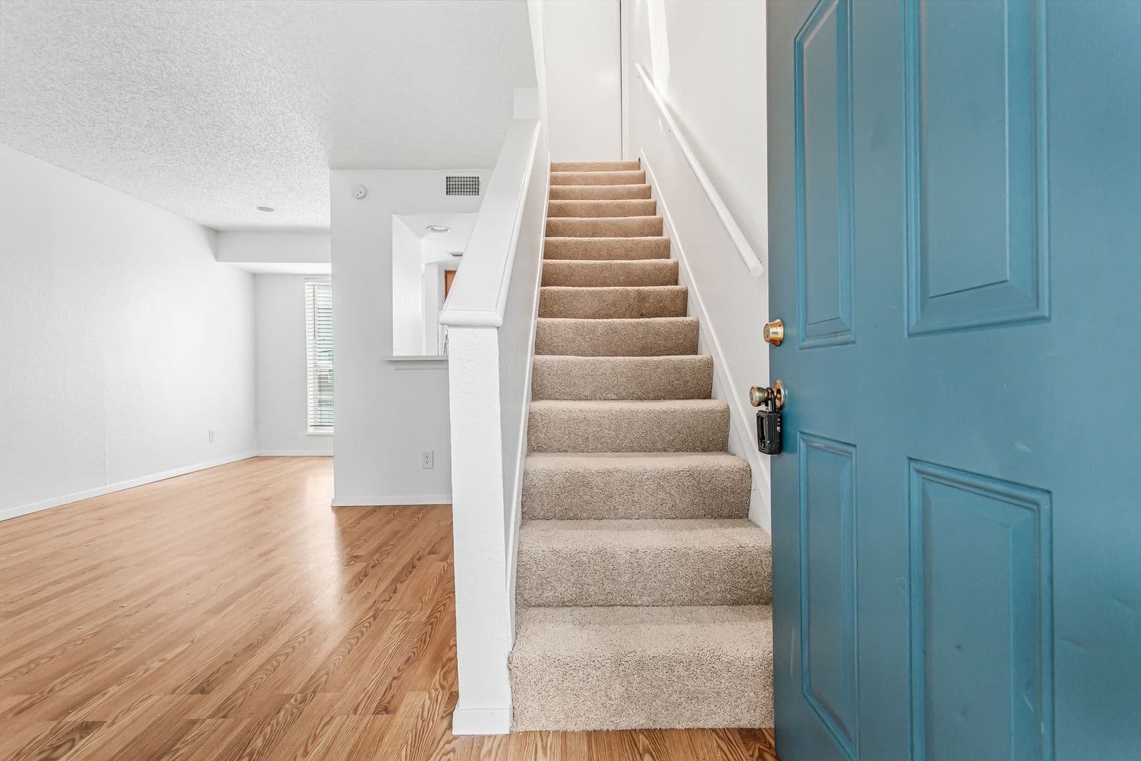 Dallas Apartment: 1901 N Fitzhugh Ave