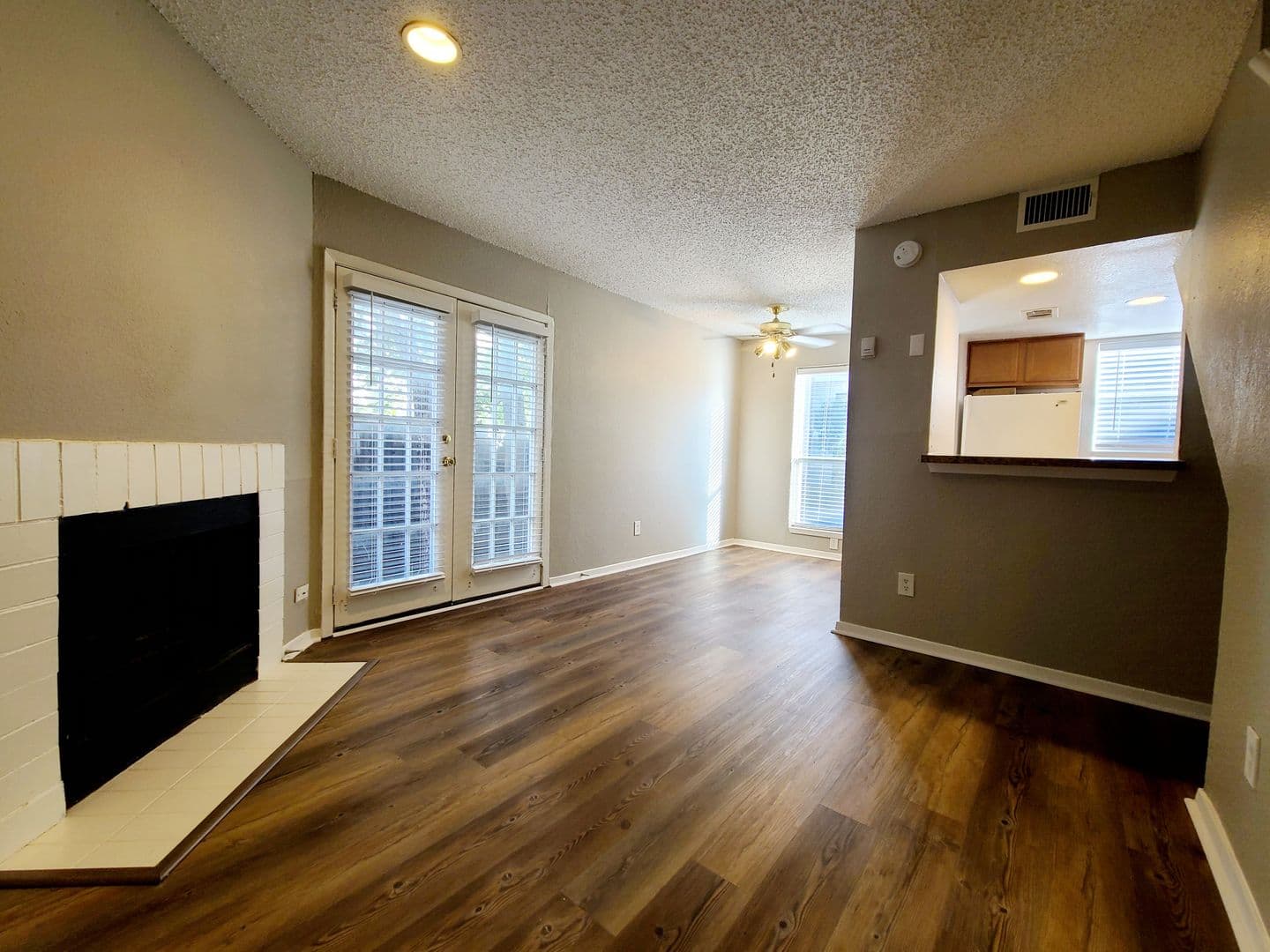 Dallas Apartment: 1901 N Fitzhugh Ave