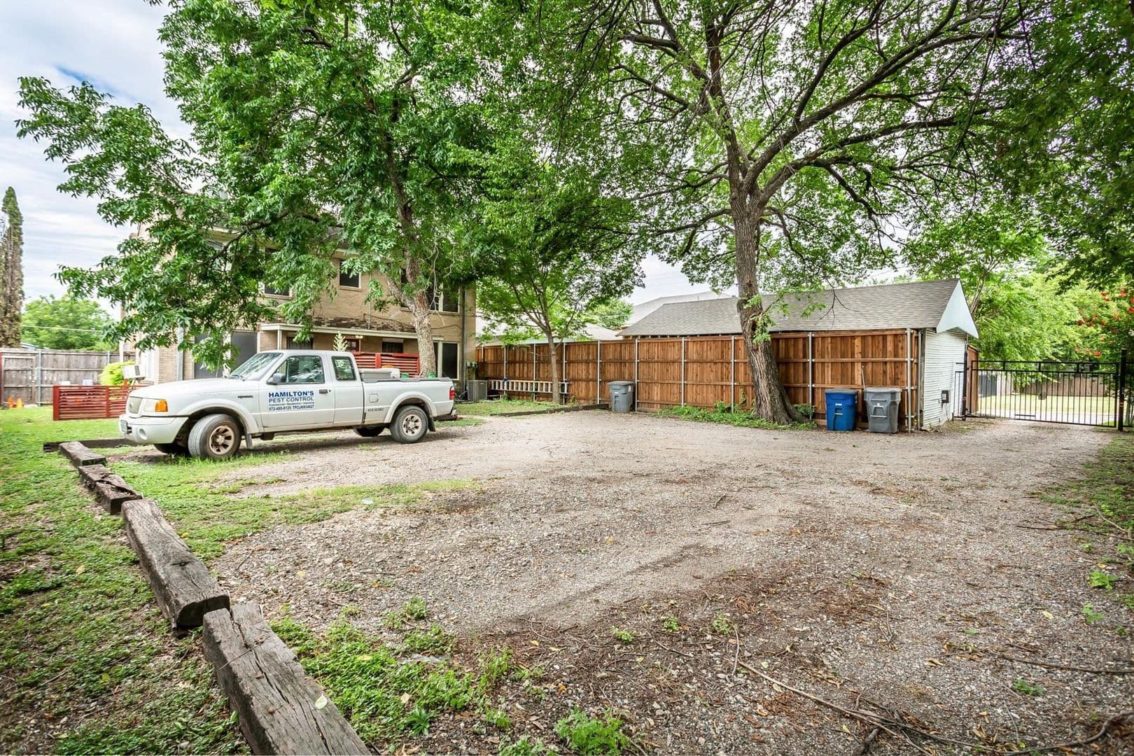 Dallas House: 4807 1/2 Reiger Ave
