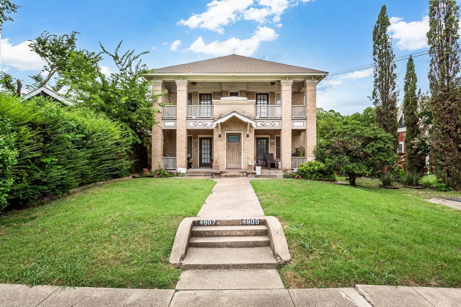 Dallas House: 4807 1/2 Reiger Ave