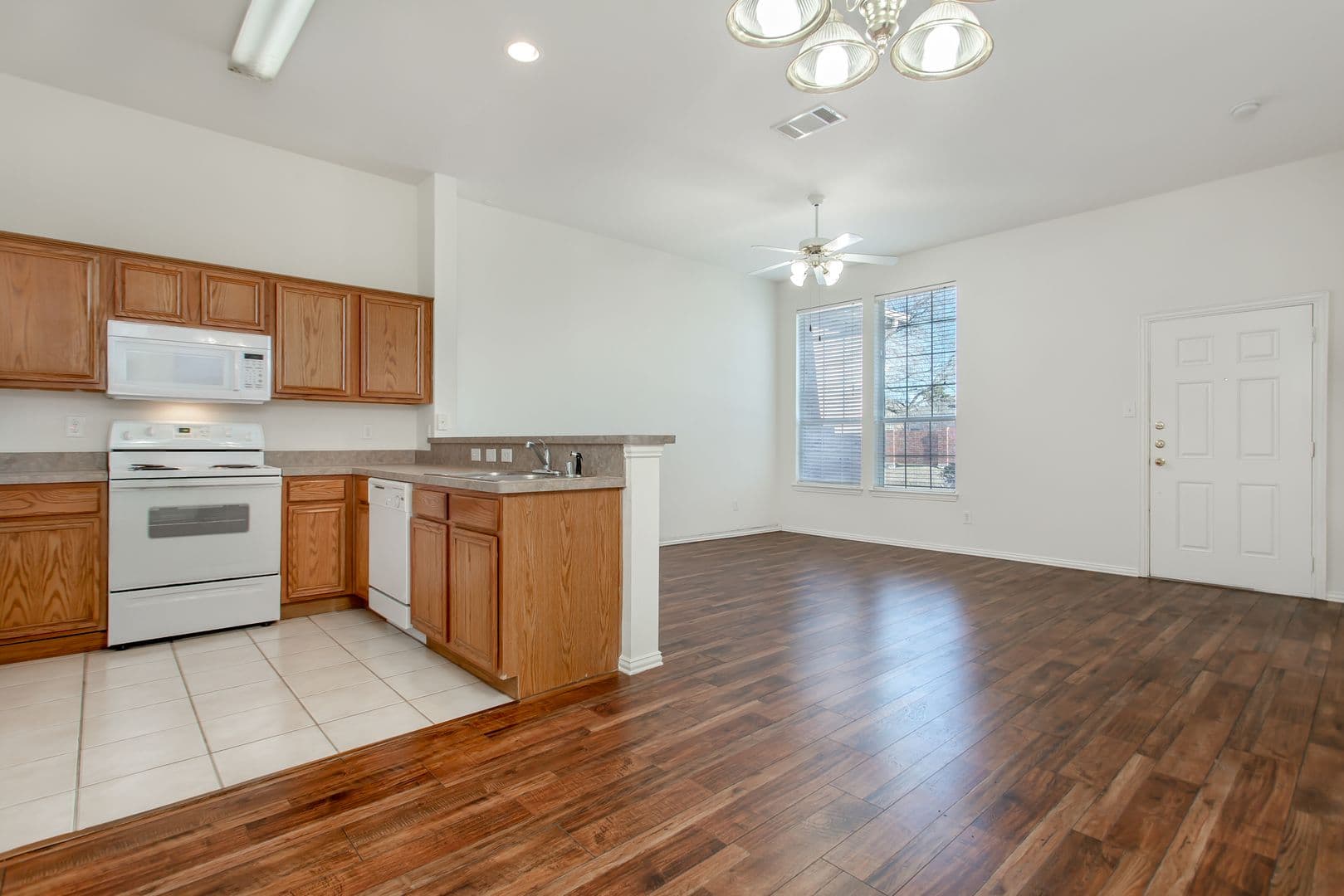 Little Elm House: 1727 Preston On The Lake Blvd