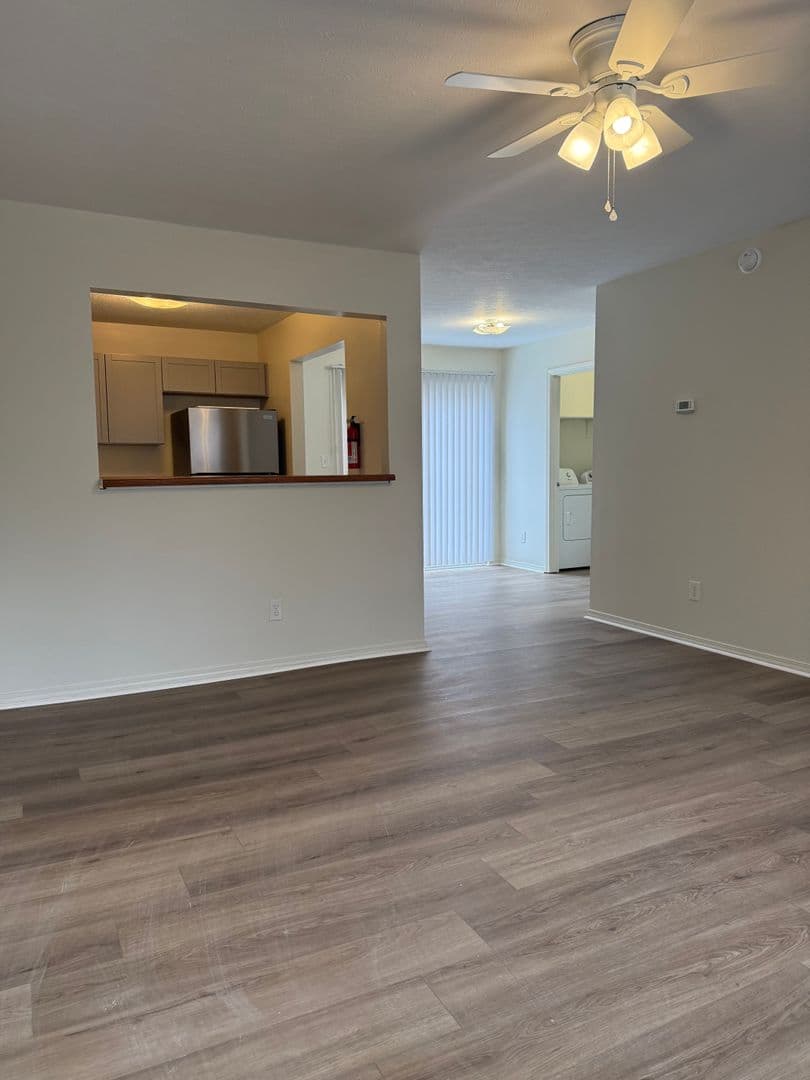 Bloomington Townhome: 1415-1477 W Allen St