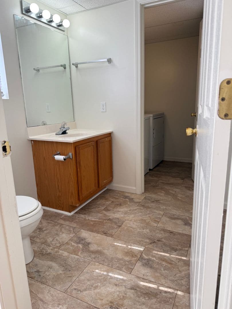 Bloomington Townhome: 1415-1477 W Allen St