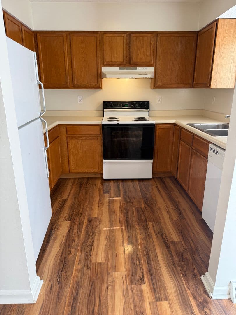 Bloomington Townhome: 1415-1477 W Allen St