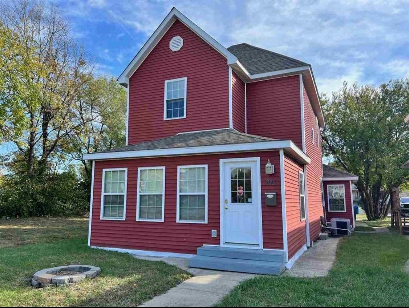 Terre Haute House: 815 N 6th St