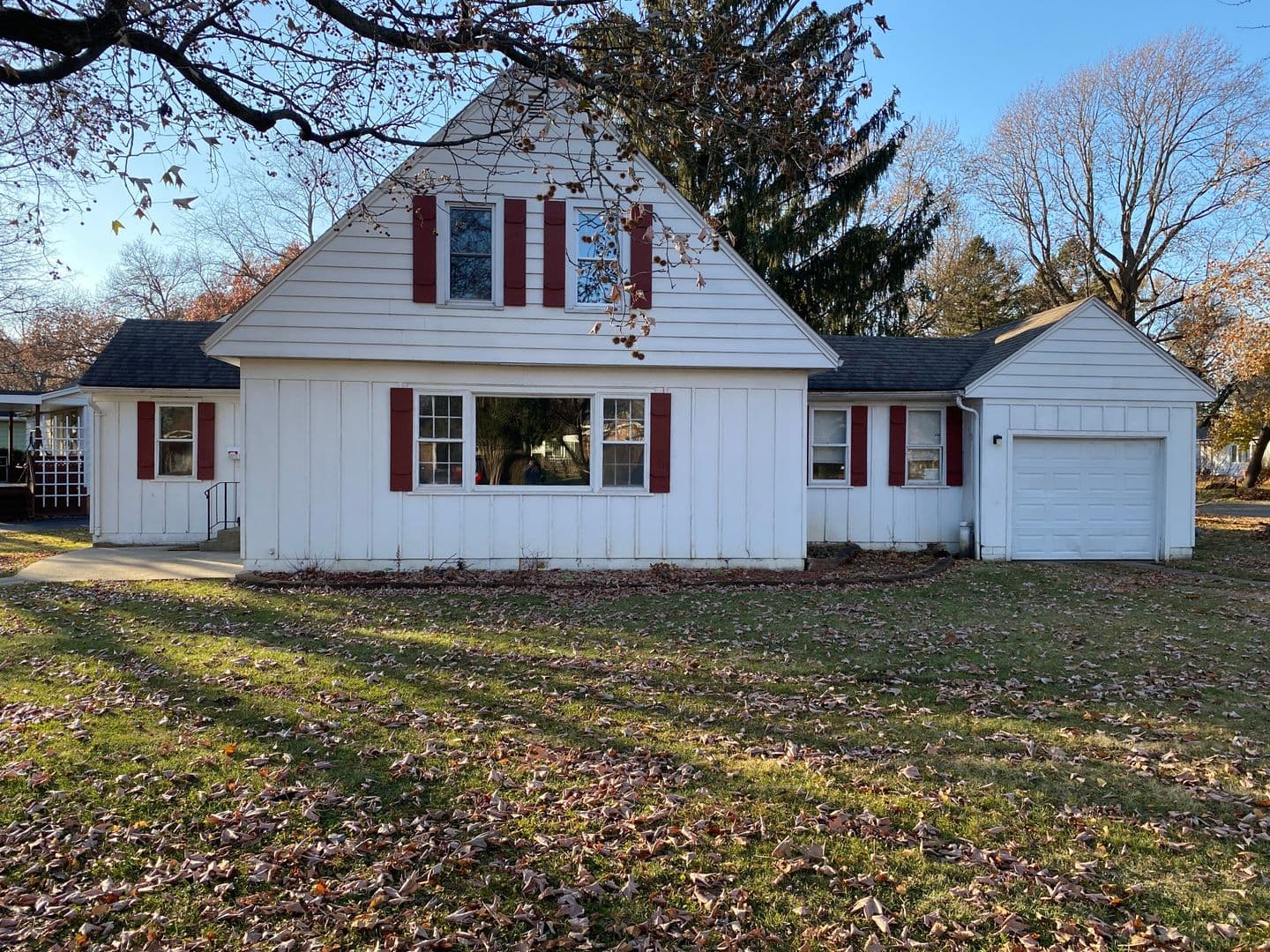 Champaign House: 700 Dover PL