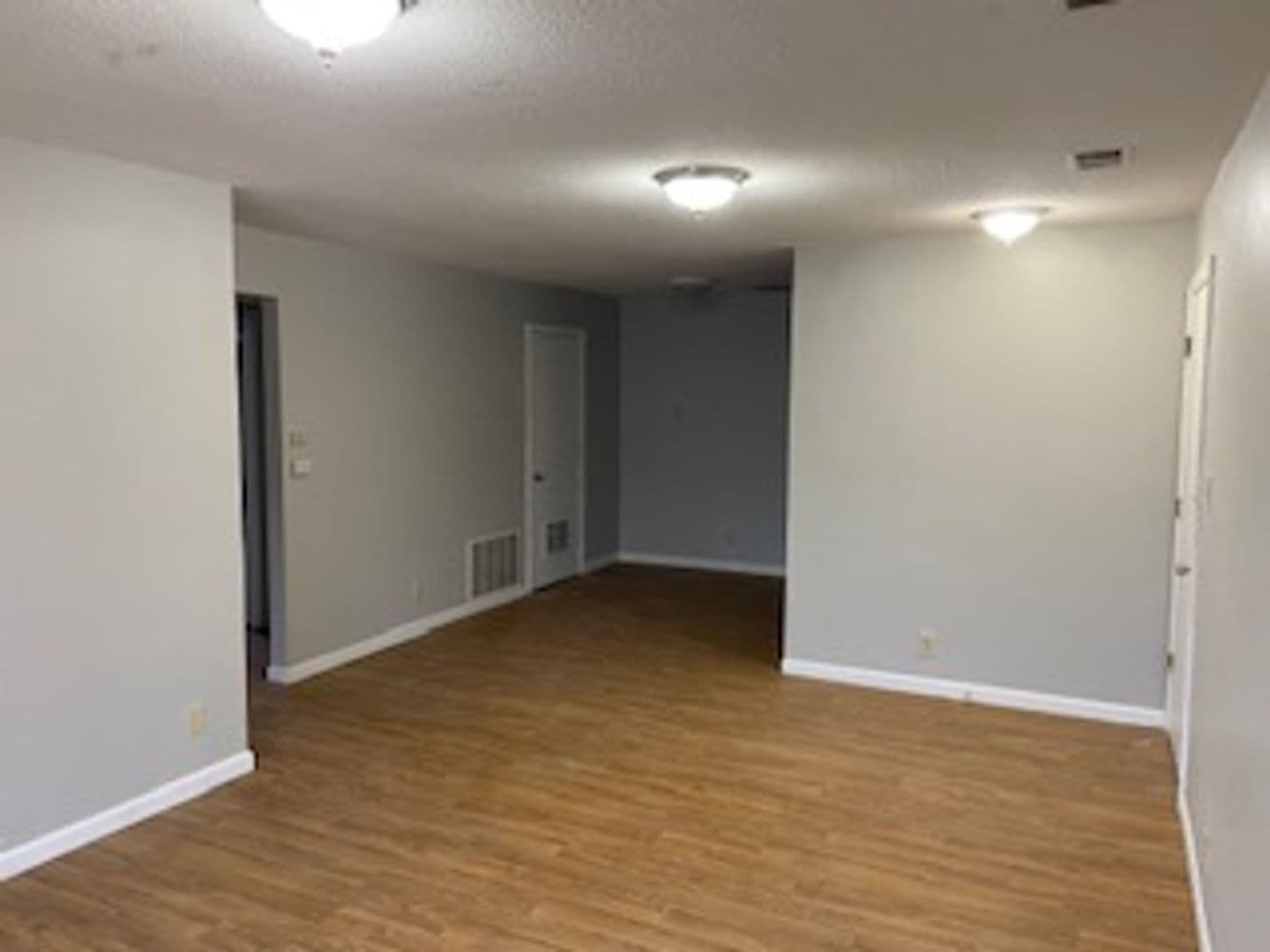 Urbana Apartment: 306-410 E Michigan