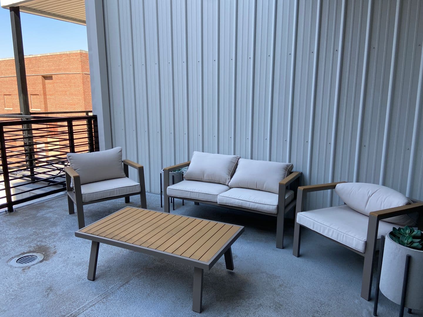 Champaign Apartment: 217 S Neil St