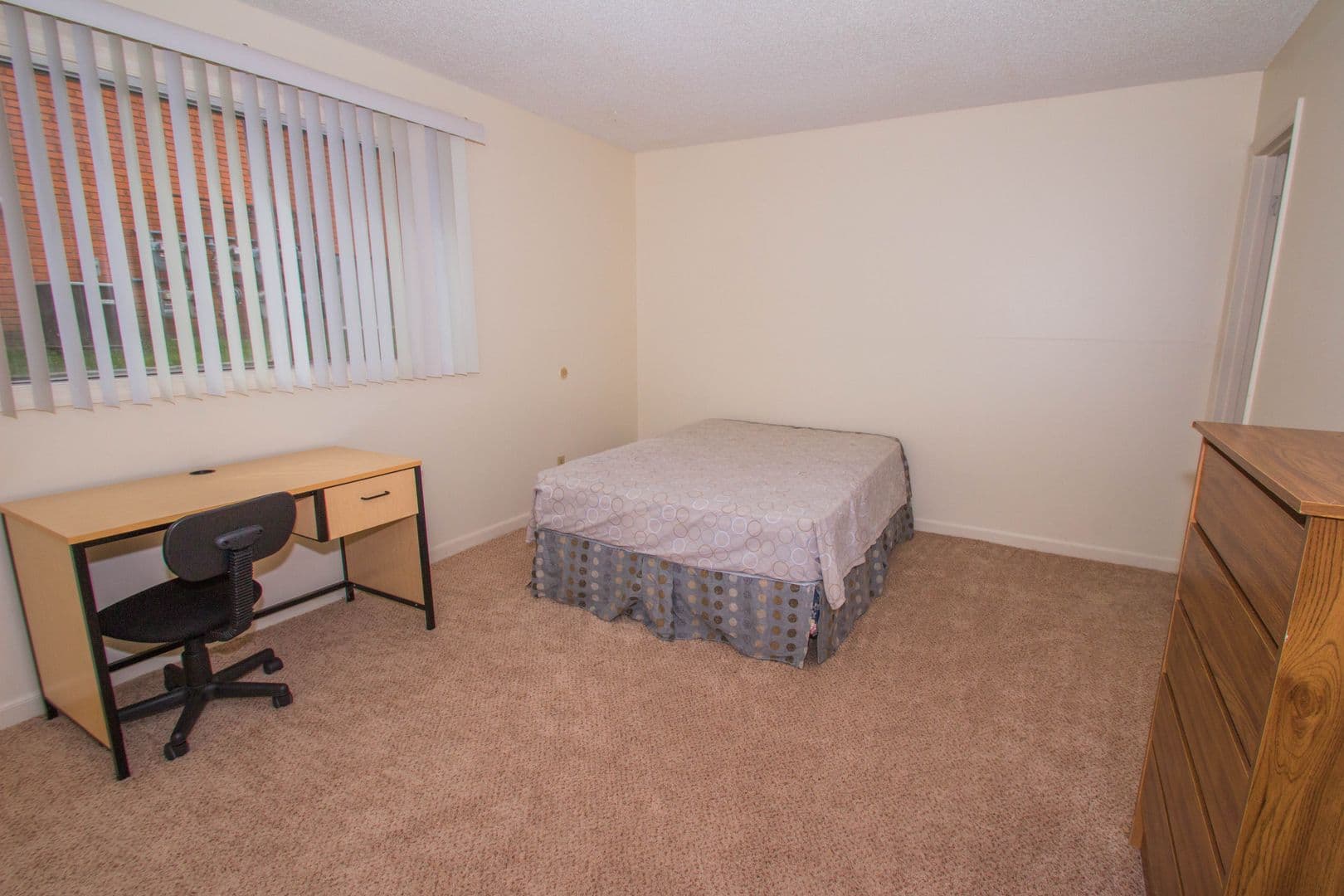 Urbana Apartment: 306-410 E Michigan