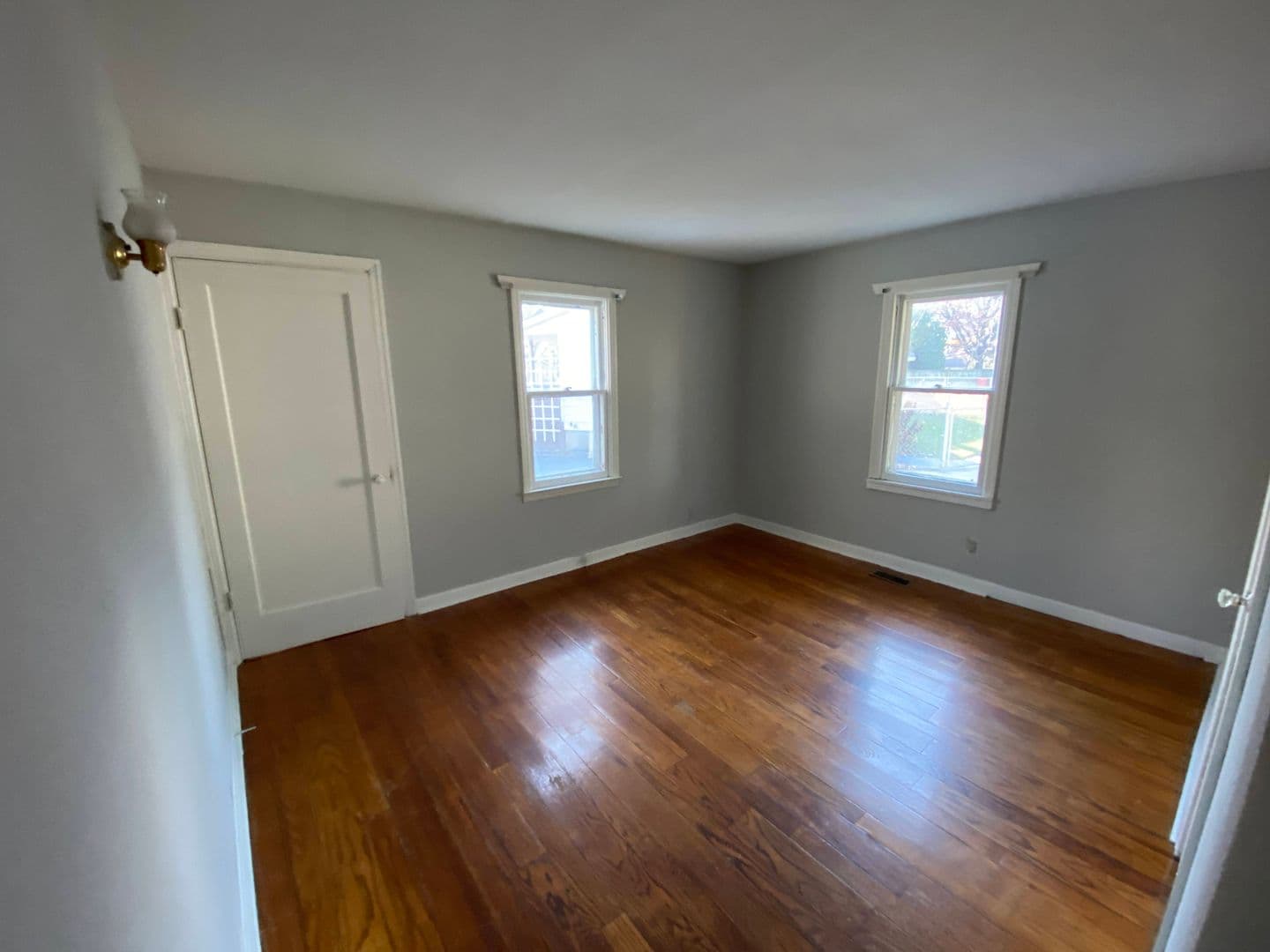 Champaign House: 700 Dover PL