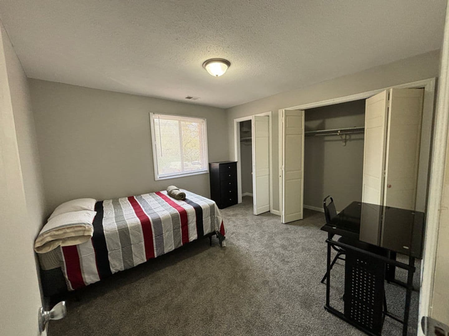 Urbana Apartment: 306-410 E Michigan