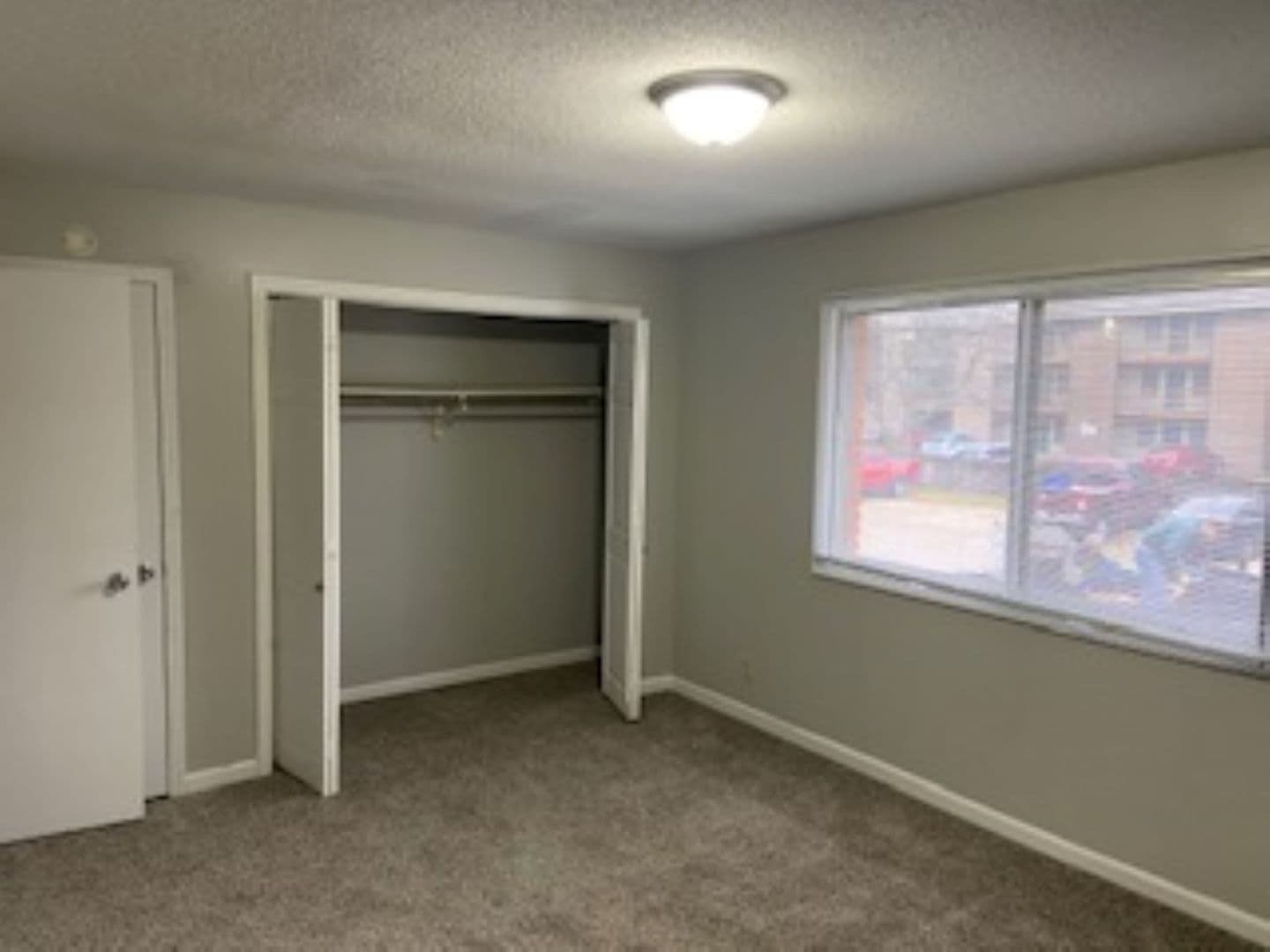 Urbana Apartment: 306-410 E Michigan