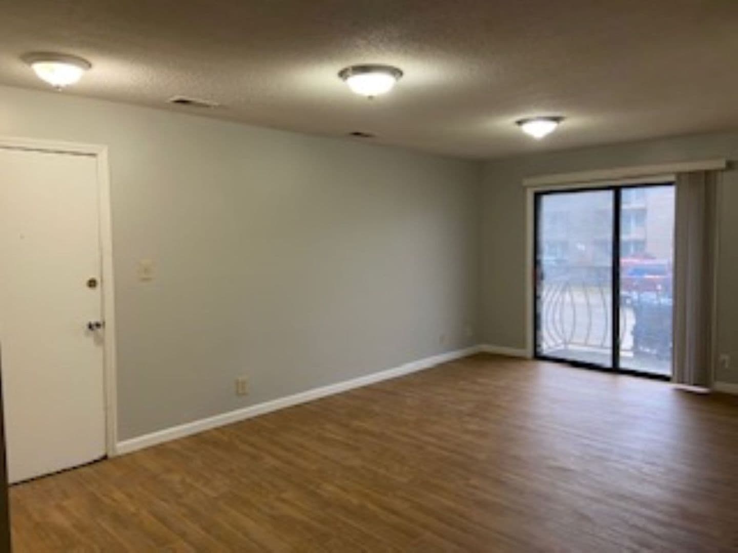 Urbana Apartment: 306-410 E Michigan
