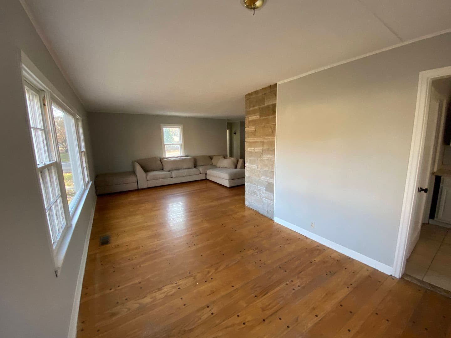 Champaign House: 700 Dover PL