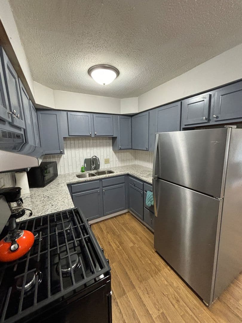 Urbana Apartment: 306-410 E Michigan